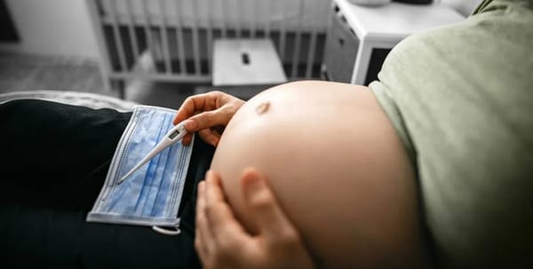 Royaume-Uni : la fin de la vaccination Covid pour les femmes enceintes