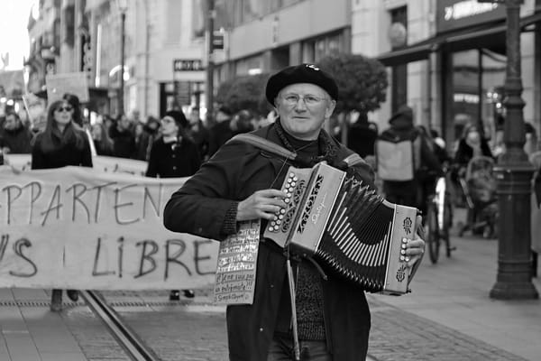 Orléans, là où le mouvement anti-passe sanitaire est devenu politique