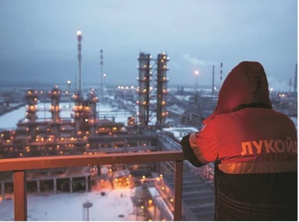 L’Arabie saoudite défend la Russie dans le conflit pétrolier, par Nikolaï Makeev