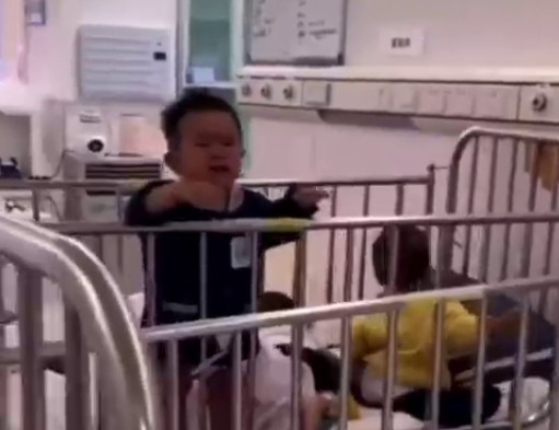 La Chine place-t-elle vraiment les nourrissons contaminés au COVID dans des centres de rétention ?