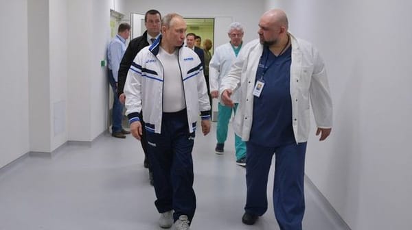 Ulrike Reisner : quel lien entre le vaccin et la guerre en Ukraine ?