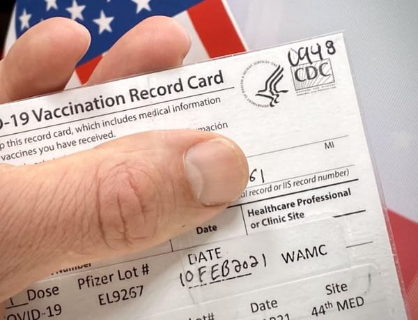 USA : premières révoltes d’experts contre le « vaccin pour tous »