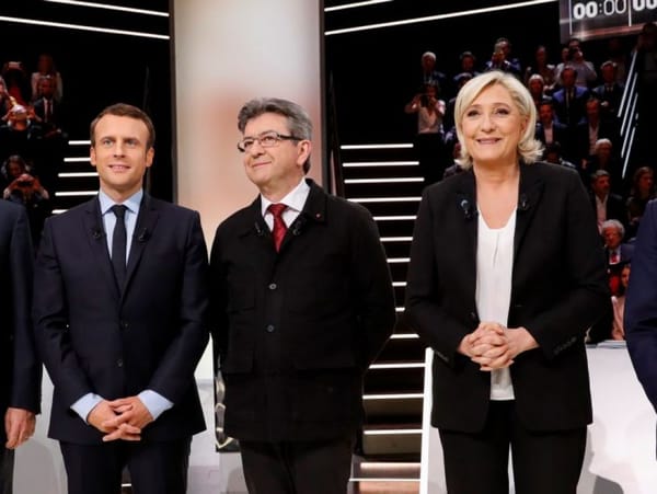 Législatives : Marine Le Pen fait le service après-vente de Macron