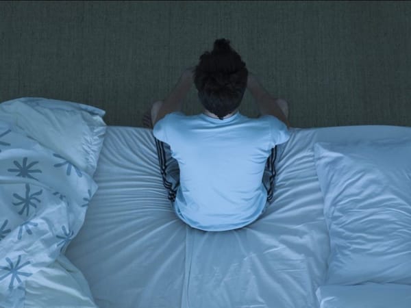 Un sommeil sain réduirait le risque de Covid long, selon une étude
