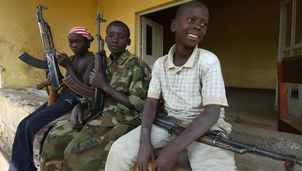 Énarques ou prolos, qui sont les plus cons des deux ? par Eric Verhaeghe