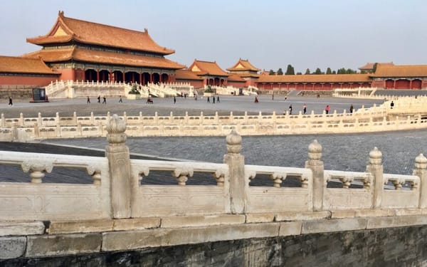 Observations libertariennes sur le profil eunuque de notre tyrannie – par Nicolas Bonnal