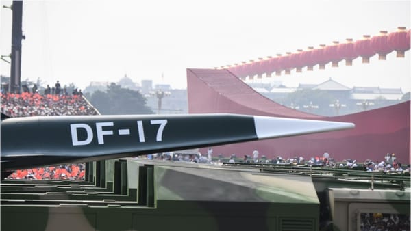 Le Chef d’Etat-Major de la Marine veut-il transformer ses hommes en « Ukrainiens de la mer »?  – par Alexandre N