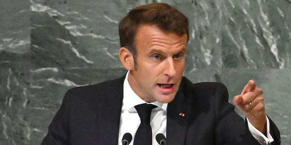 Emmanuel Macron a-t-il parlé à l’Assemblée Générale de l’ONU devant une salle aux trois-quarts vide?