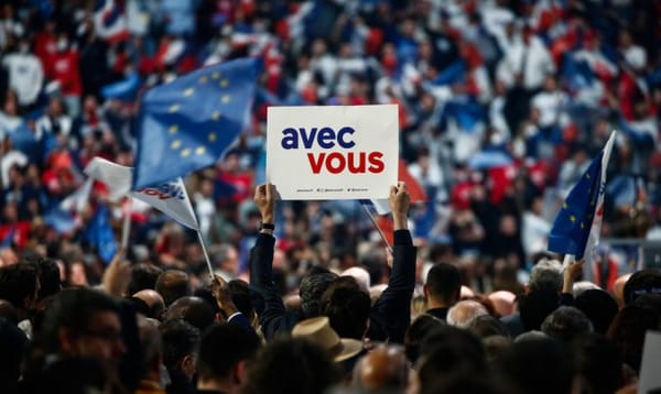 Pourquoi n’être ni vacciné ni russophobe est un privilège qui n’est pas donné aux macronistes