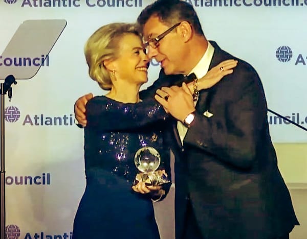 Albert Bourla évite les questions gênantes du Parlement européen sur le marché Pfizer