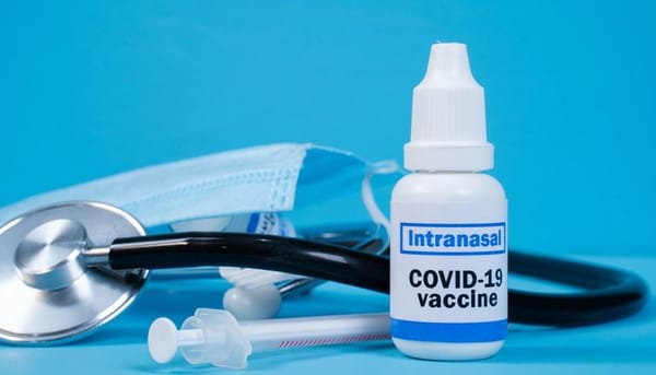 AstraZeneca annonce l’échec des essais sur son vaccin Covid en spray nasal