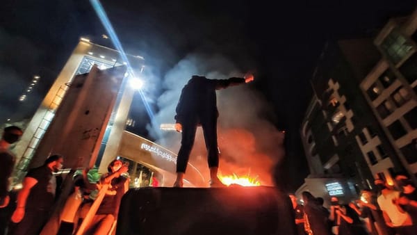 La révolte iranienne deviendra-t-elle une révolution pour se débarrasser de « l’Etat des religieux »? par Yves-Marie Adeline