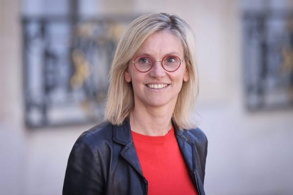 Briefing : Hanouna et Darmanin parviennent à faire oublier la polémique Pannier-Runacher