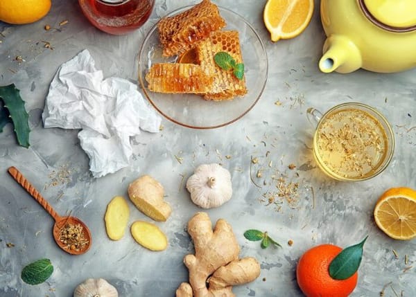 Trousse à pharmacie 100% naturelle : 7 produits à avoir absolument chez soi !