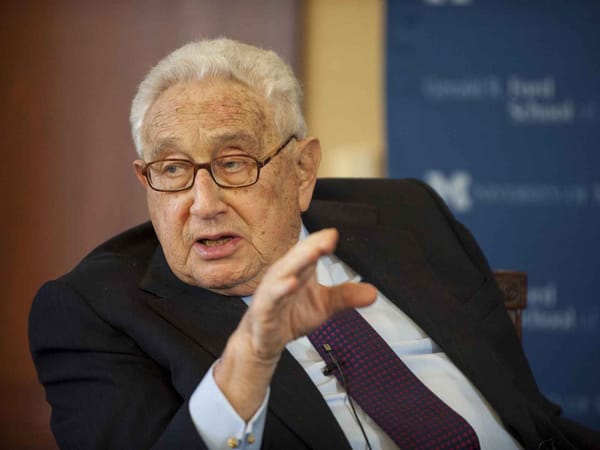 Et si Kissinger était plus qu’« un simple néocon » ? par Modeste Schwartz