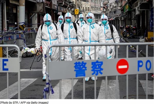 Xi Jinping renforce la répression radicale contre la dissidence et maintient l’objectif du zéro Covid