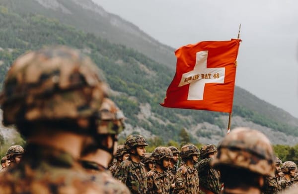 Great Reset, stop ou encore ? – La Suisse tient à son covidisme ! par Modeste Schwartz