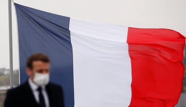 Pourquoi et comment la France va perdre son statut de grande puissance ? par Dominique Delfosse