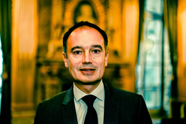 Le sénateur Meurant nous fait le making of de la Commission Mc Kinsey