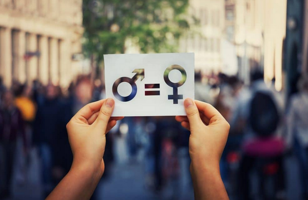 L’égalité homme-femme: on en reste tout pantine, par Modeste Schwartz