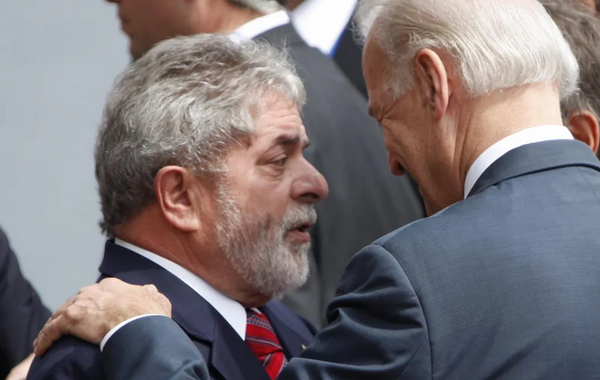 Devenir-terroriste du peuple VS devenir- Biden de Lula, par Modeste Schwartz