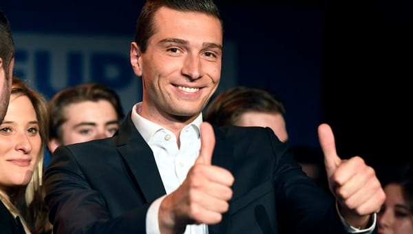 Quand le RN demande une réintégration des soignants suspendus au rabais