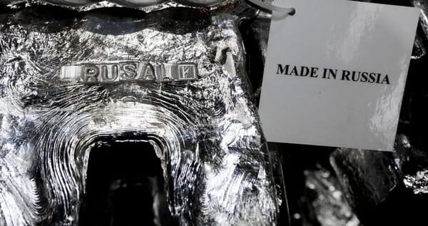 Les USA veulent taxer l’aluminium russe, quelles en seront les conséquences ? par Politika.ru