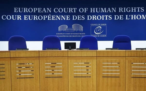 Arrêt de la CEDH : le prince peut embrasser son tailleur, par Ulrike Reisner