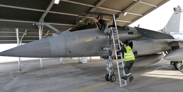 La France veut livrer des « poubelles volantes » à l’Ukraine, par Valéria Verbinina