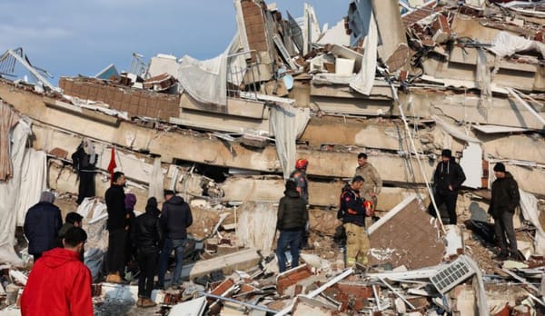 Le séisme en Turquie serait l’œuvre de Washington? par Ömür Çelikdönmez