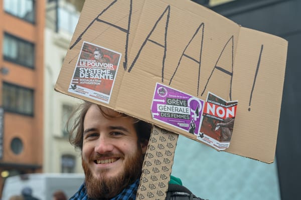 Les retraites, qui gagnera la guerre du pays légal contre le pays réel