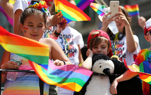 Vous pouvez faire des enfants, mais ils appartiendront à l’Etat woke, par Modeste Schwartz