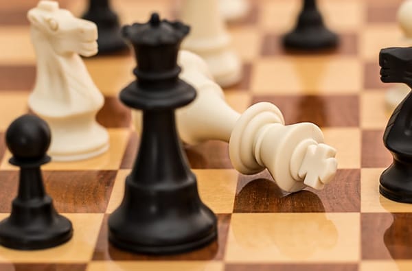 Macron veut sa défaite de « juin 40 »!