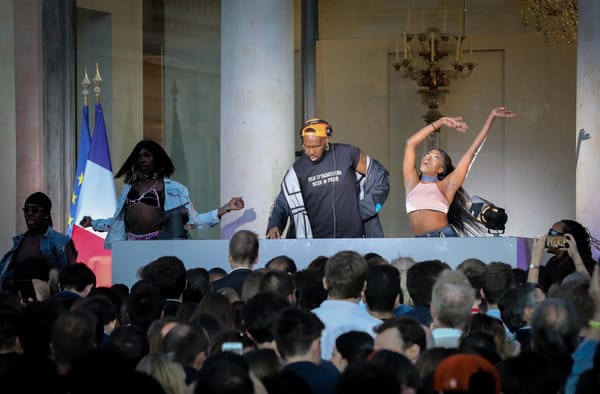 Décivilisation : celui qui voulait nous emmerder nous trouve trop violents !