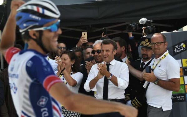 Déjeuner avec Macron ? Thibaut Pinot préfère son barbecue! par Modeste Schwartz