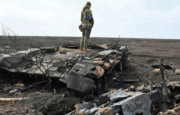 Husson : « comme la guerre d’Espagne, l’Ukraine permet de tester les armements »