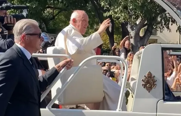 Milei face à François : deux Argentine, deux spiritualités