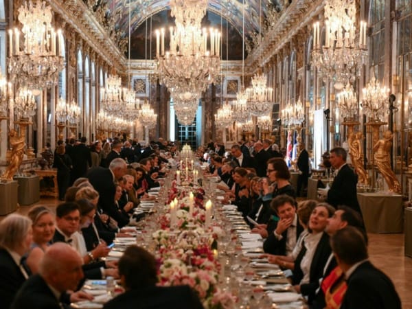 Visite de Charles III : le grand avachissement de la République mondialisée