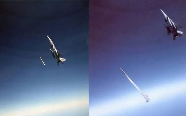 Programme « Silent Barker » :  un signe de la préparation des USA à une guerre majeure, par Andreï Mitrofanov