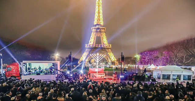Suprémacisme juif en France : Hanouka au balcon, Noël au tison