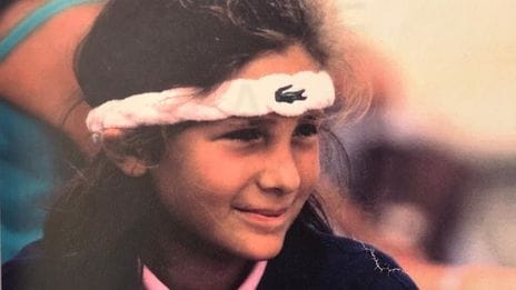 Heureusement que Castera est une riche copine de promo de Macron, sinon…