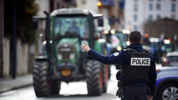 Comment le gouvernement va assécher la révolte des paysans