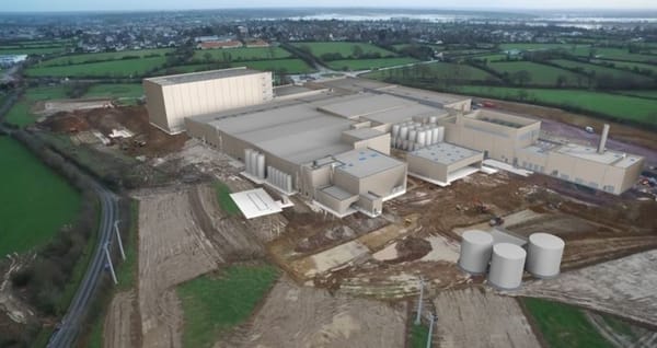 Vers une France sans usine : le cri d’alarme du Sénat