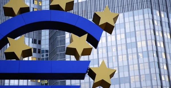 La BCE met-elle les Etats sous curatelle ? par Ulrike Reisner