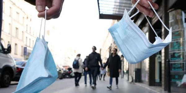 USA: Anthony Fauci reconnait l’inefficacité des règles anti-COVID