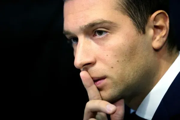 Législatives: les sondeurs observent une stabilité des intentions de vote