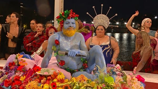 Ouverture des JO: Macron réconcilie involontairement  chrétiens et musulmans