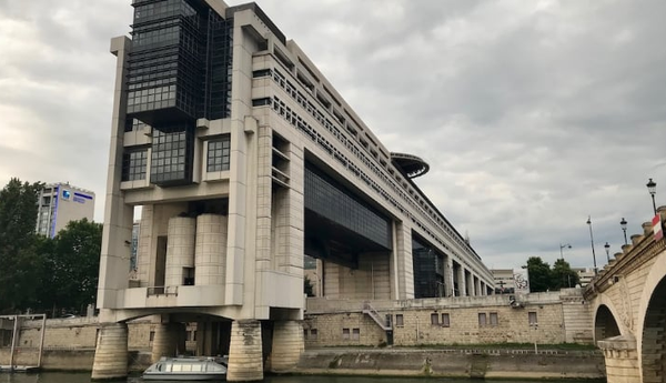 Le programme de financement 2025 de Bercy représentera 10% du PIB !