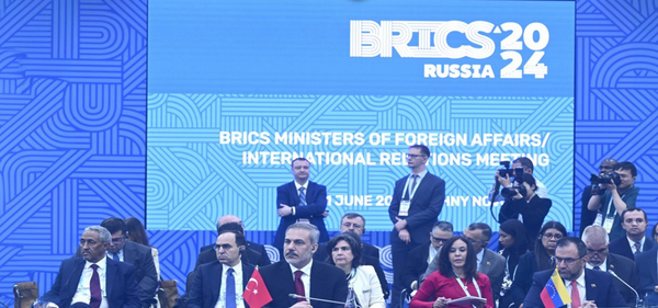 Comment la Turquie espère rejoindre les BRICS – par Umur Tugay Yücel