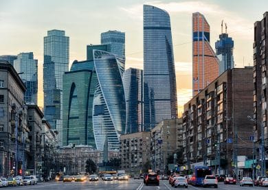 Israël/Iran: plongée dans le racisme ordinaire et la haine de soi de l’élite française